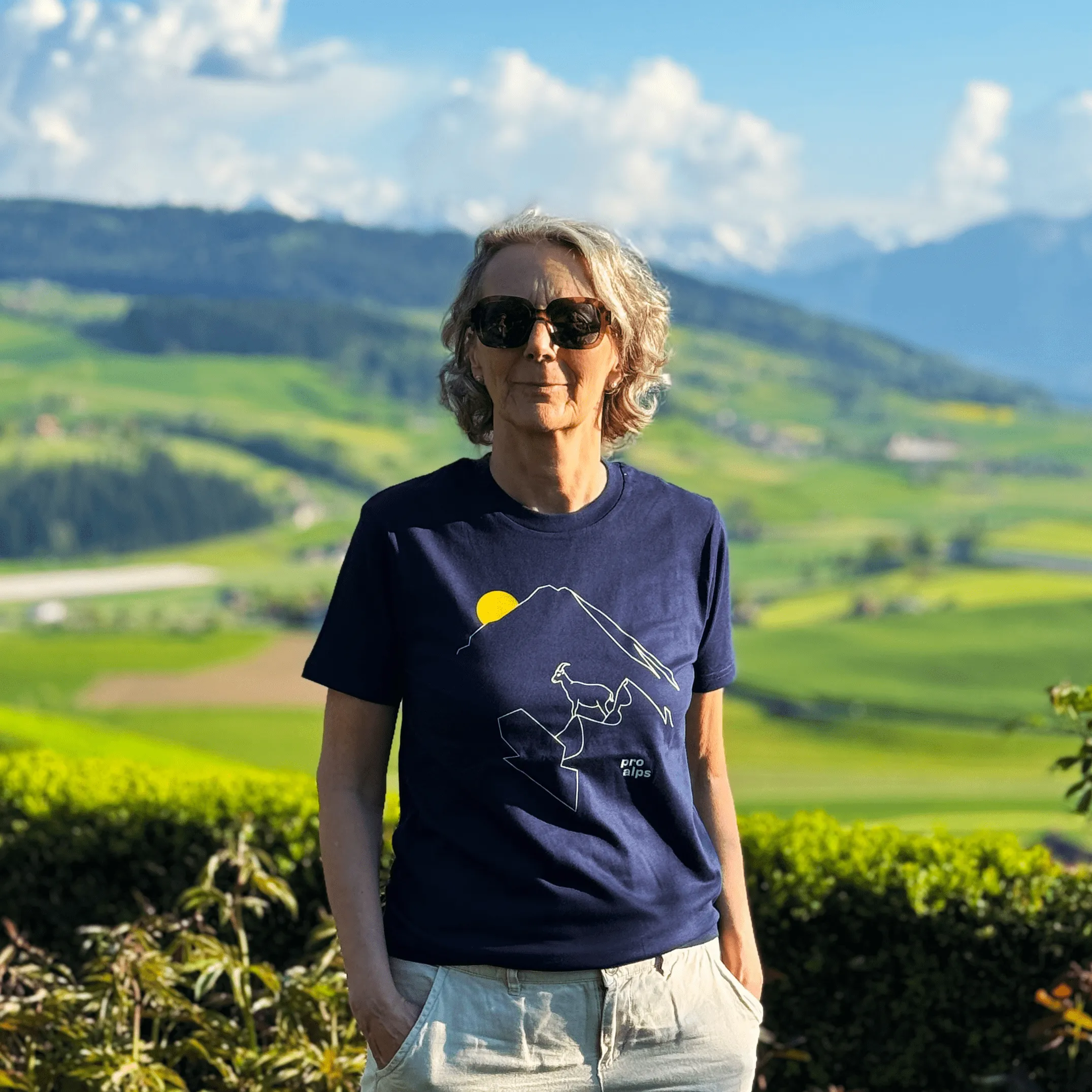t-shirt-proalps-steingeiss-nachtblau-helene_3984cut-min